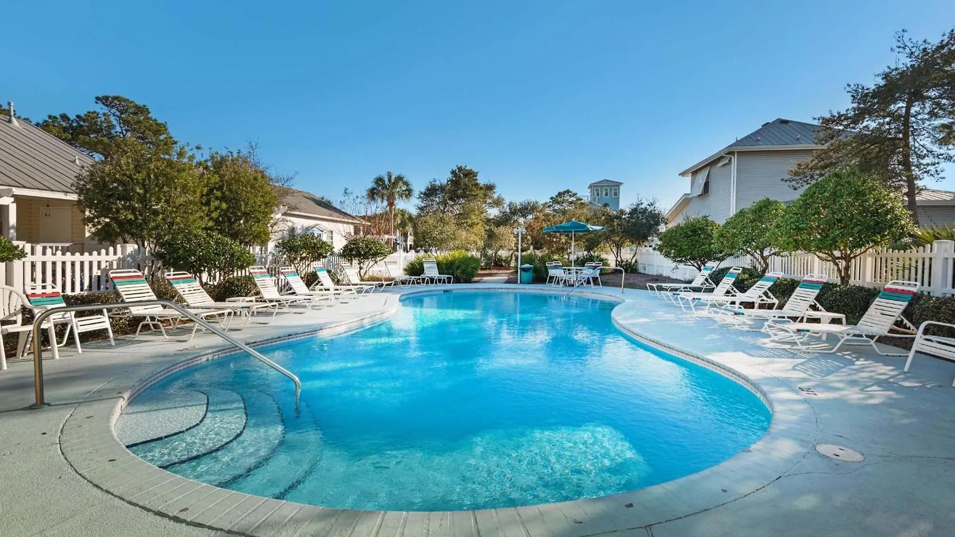 Our Summer House Ντέστιν 0*,  Ηνωμένες Πολιτείες της Αμερικής