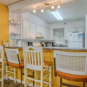 Holiday home On The Gulf 201 - Front, Destin
